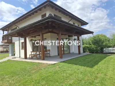 Villa à Louer à Corbeanca : Où les Vacances Deviennent un Mode de Vie - foto 2