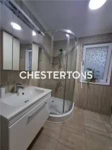 Rez-de-chaussée Villa Appartement à Louer | Otopeni | Cour Généreuse | Accès Sécurisé - foto 9
