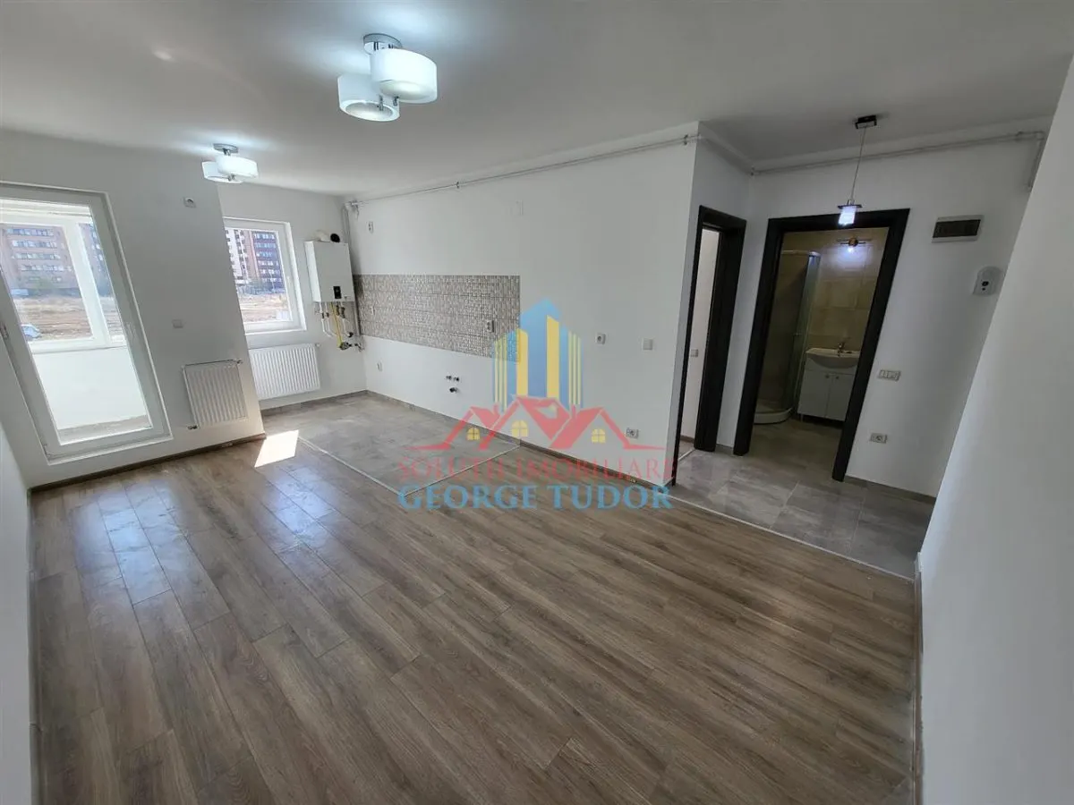 Appartement Non Meublé à Louer, Militari Residence - foto 1