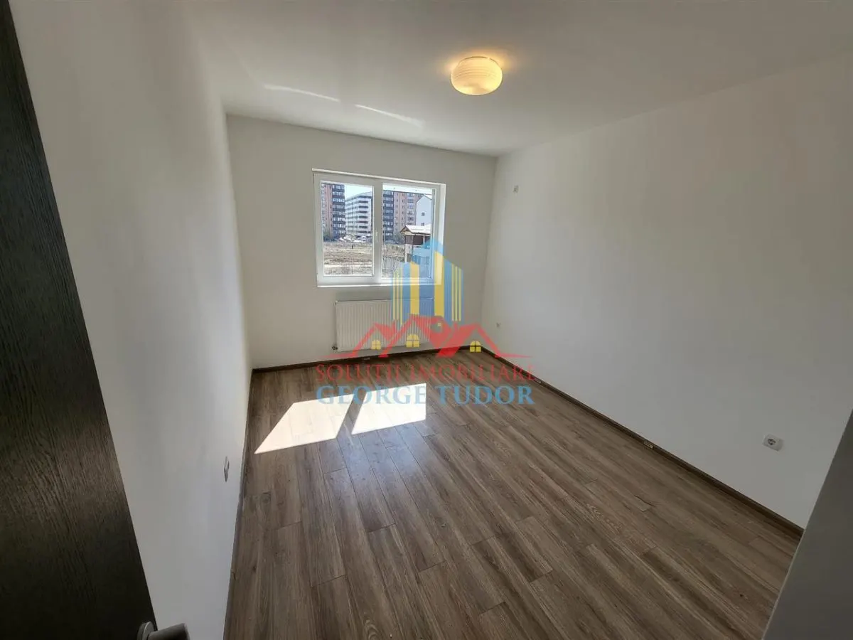 Appartement Non Meublé à Louer, Militari Residence - foto 2