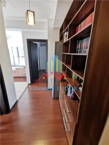米利塔里住宅区三居室公寓待售 - Bucuresti