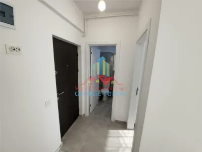 军事住宅区单间公寓出租，布加勒斯特 - foto 3