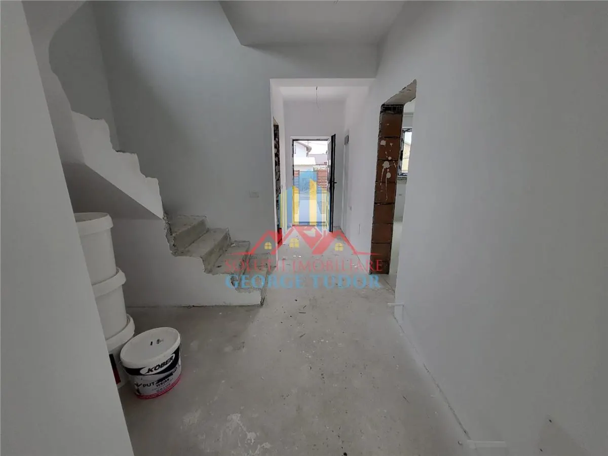 Vente Villa Duplex à Ciorogarla – Commission 0% - foto 4