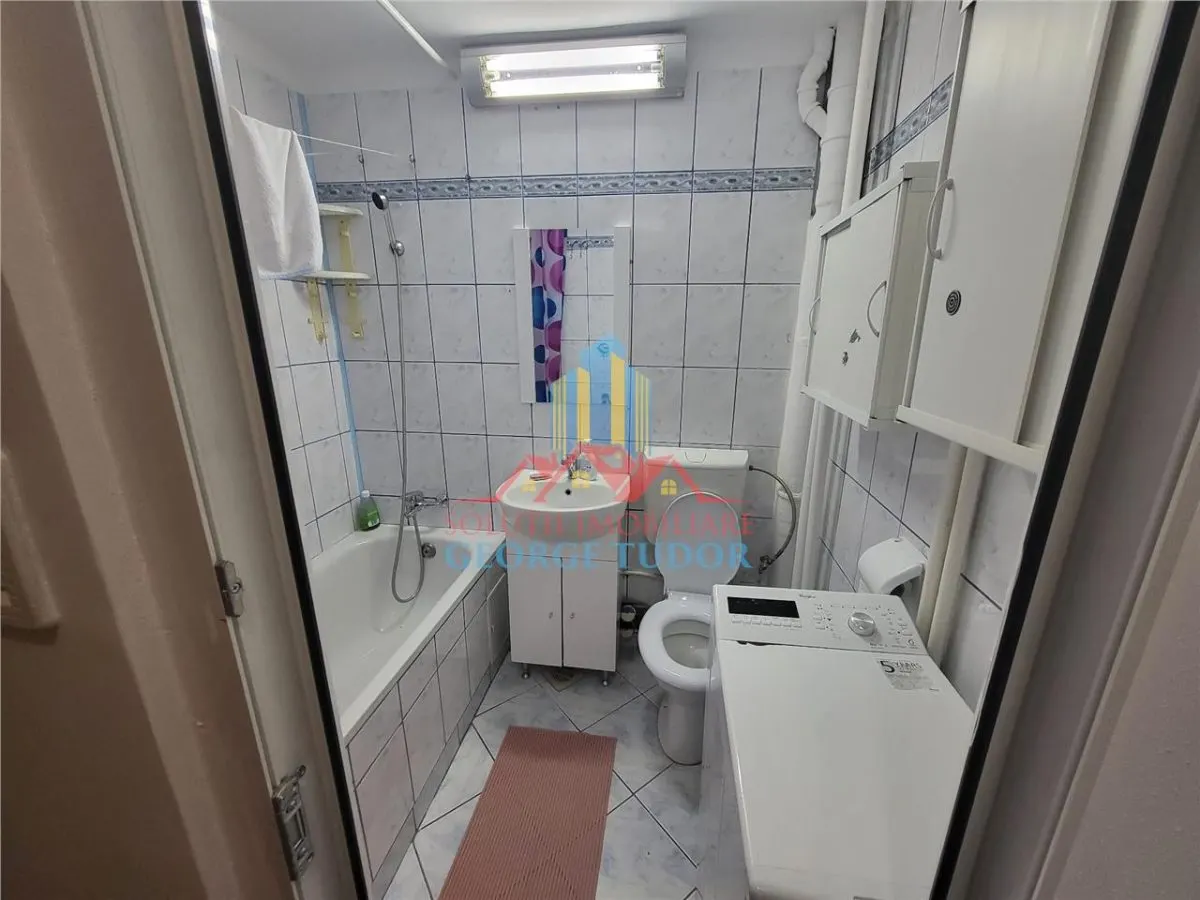 Inchiriere 2 camere decomandat Metrou Romancierilor - foto 5
