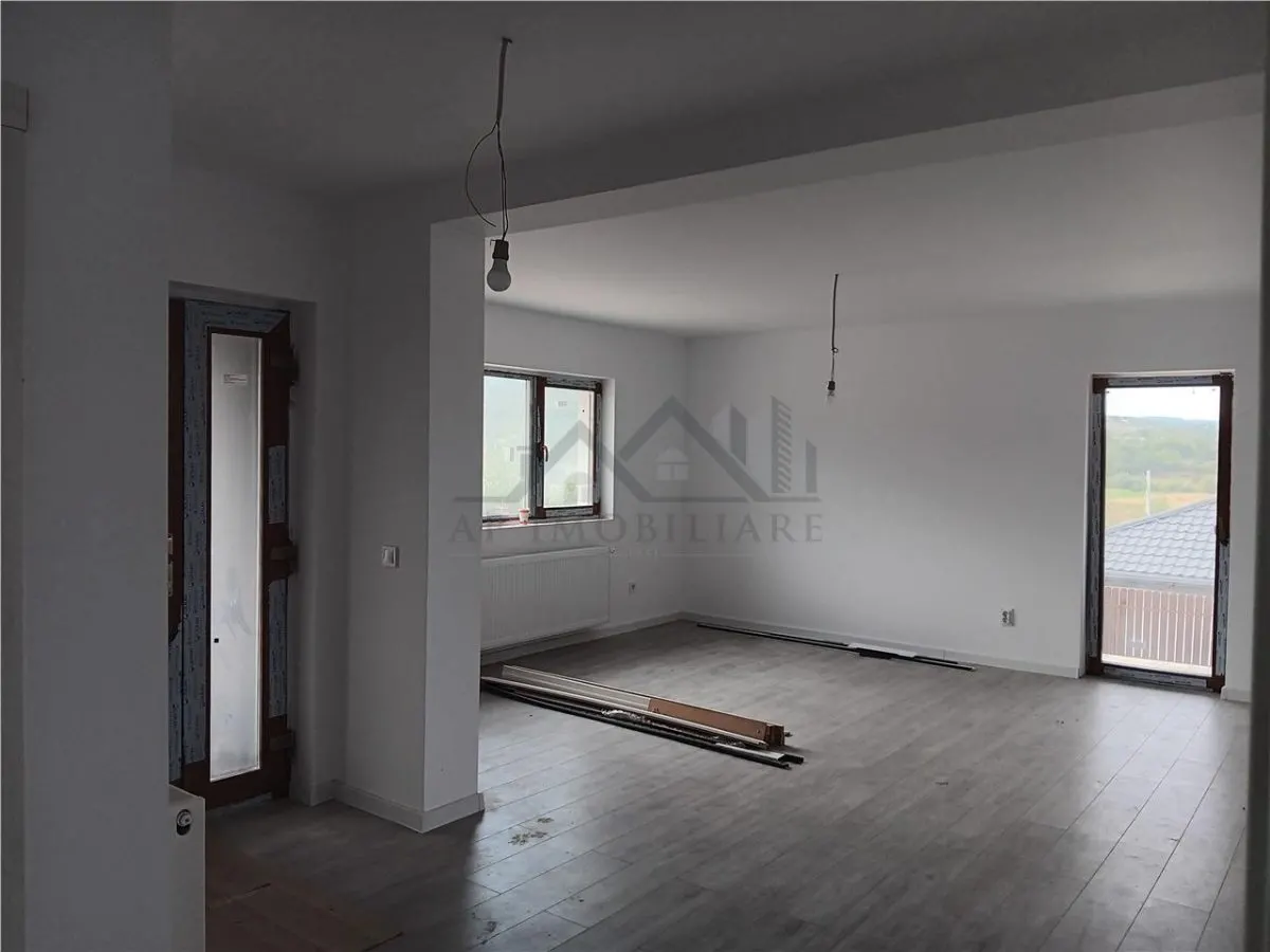 Barnova CASA PARTER su 101mp 4cam 2 bai 450mp teren toate utilitatile la gata - foto 5