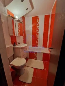 Apartament 3 camere, etaj 1/4, mobilat si utilat - Baza 3 - foto 8