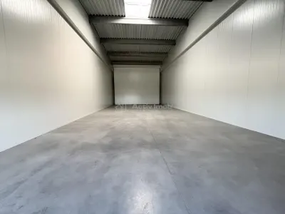 工业仓库出售 – 奥拉迪亚，邻近工业园一号 - foto 15
