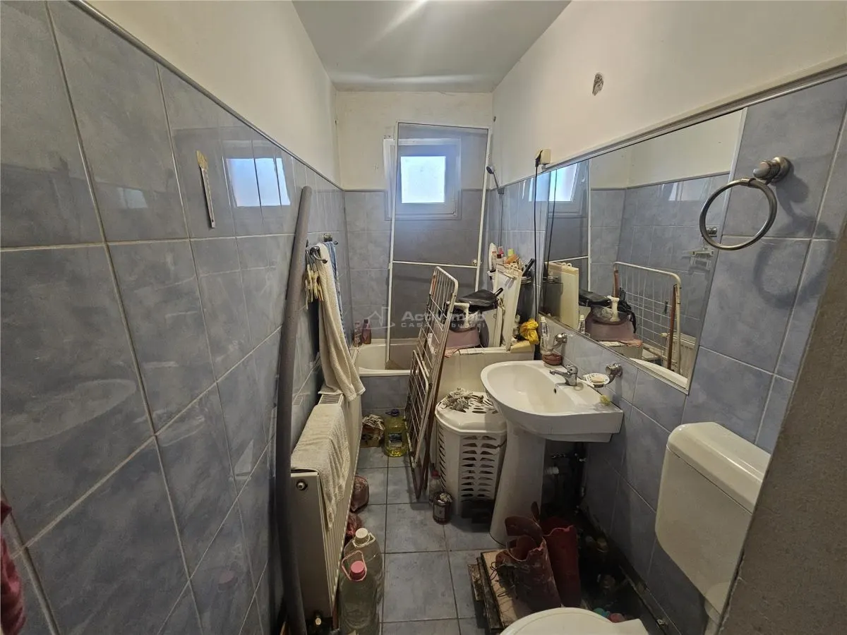Resita, 1 Cam., Mobilat+Utilat, Calea Caransebesului - foto 19