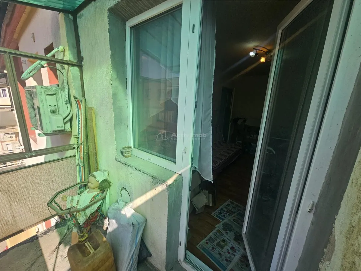 Resita, 1 Cam., Mobilat+Utilat, Calea Caransebesului - foto 20