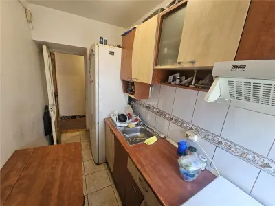 Resita, 1 Cam., Mobilat+Utilat, Calea Caransebesului - foto 5