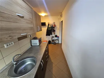 Resita, 2 Cam. Mobilat+Utilat, Micro 3 - foto 19
