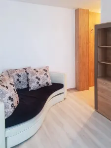 2 camere - Dacia - Etaj 4 - Deva