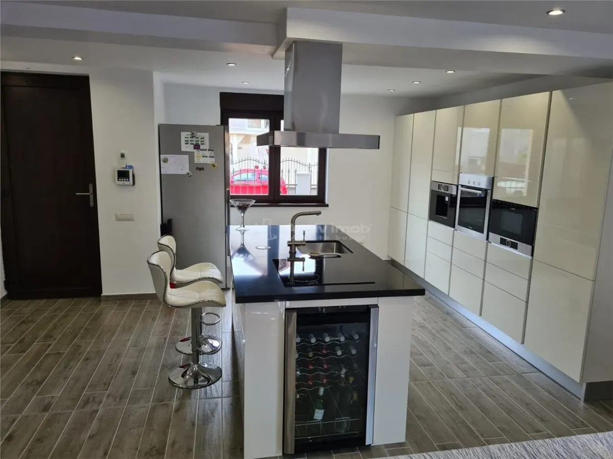 Casa ultramoderna de vanzare in Talmaciu - foto 13