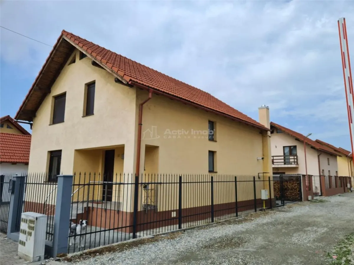 Casa ultramoderna de vanzare in Talmaciu - foto 17