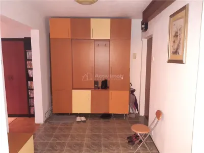 ريسيتا، عقار للإيجار، شقة 3 غرف، مفروشة وكاملة التجهيزات، المركز - foto 21