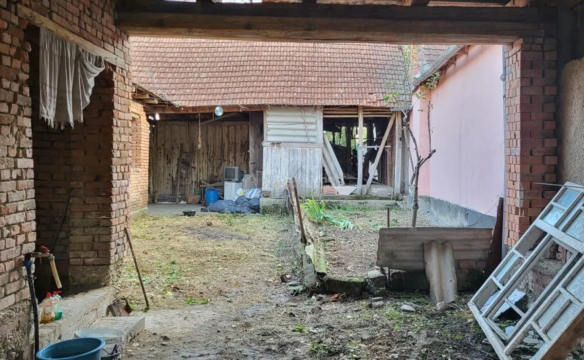 贝利什特，6室住宅，1,129平方米土地，价格可议 - foto 3