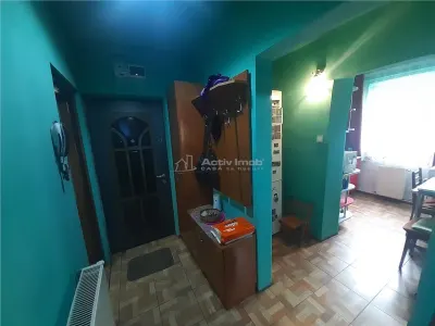 Resita, 2 Cam. Dec. Mobilat+Utilat, Parter, Micro 2 - foto 9
