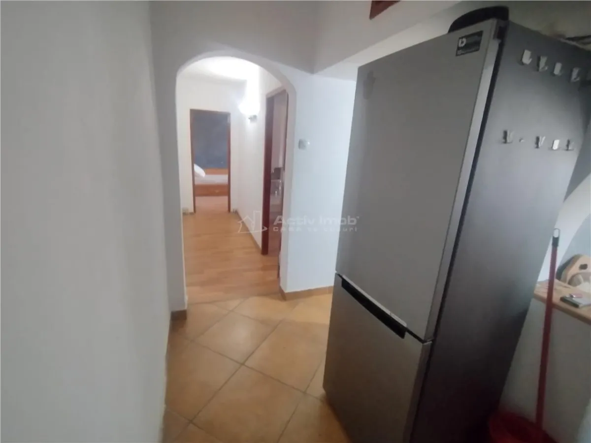 Apartment with 2 bedrooms for sale 42 sqm in Oravita, Vest area - foto 13