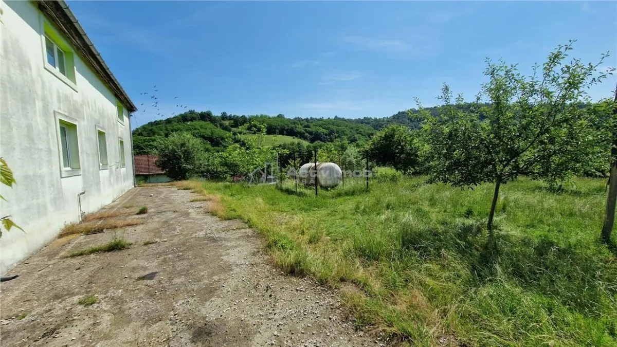 法尔柳格双用途住宅商业物业 – €125,000 - foto 2