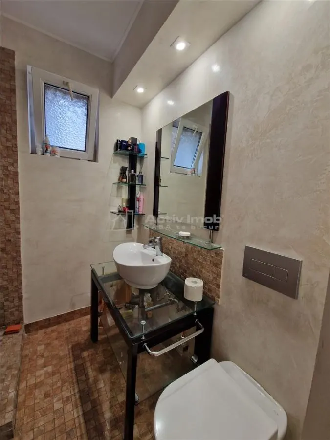 Elegant P+1+2 House, Multi-Use Potential – Amaradia Zone - foto 7