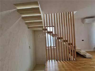 Elegant P+1+2 House, Multi-Use Potential – Amaradia Zone - foto 10