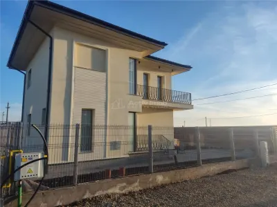 Vile individuale cu 4 camere-Mihailesti-Finisaje LUX-Toate utilitatile-Asfalt - foto 3