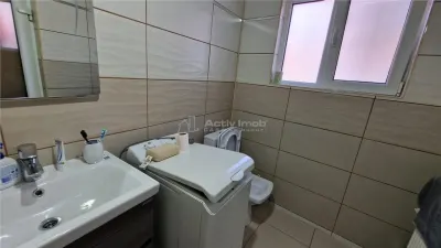 Resita Casa 7 Incaperi Parter si Etaj, Zero investitii - foto 14