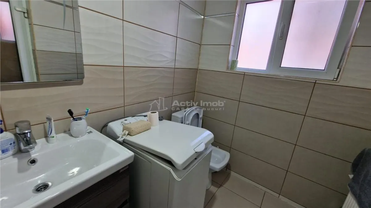 Resita Casa 7 Incaperi Parter si Etaj, Zero investitii - foto 14