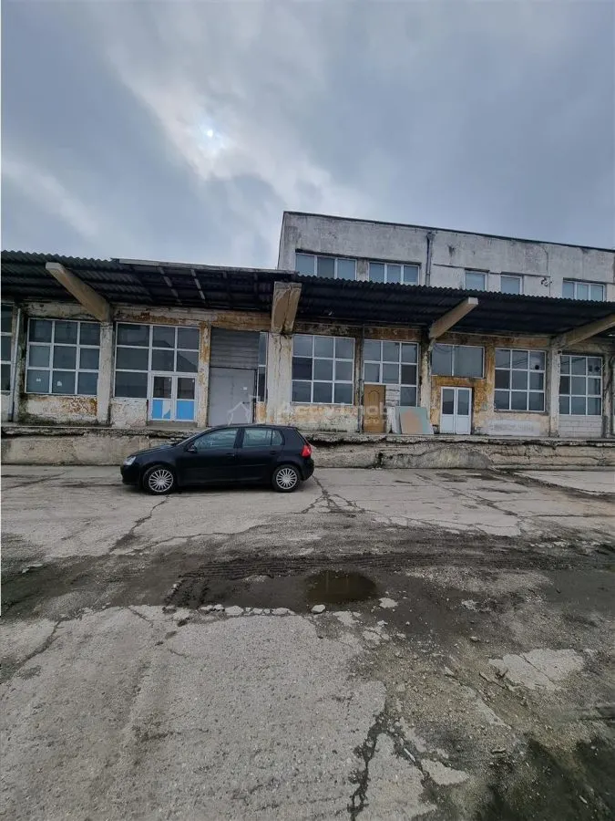 生产厂房、工业空间及办公室，亚历山大 - foto 1