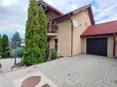 Casa de lux de vanzare in Sura Mare - foto 24
