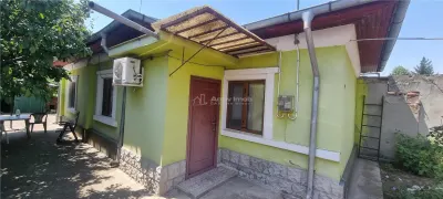 Casa si teren 600mp str Libertatii Alexandria - Alexandria