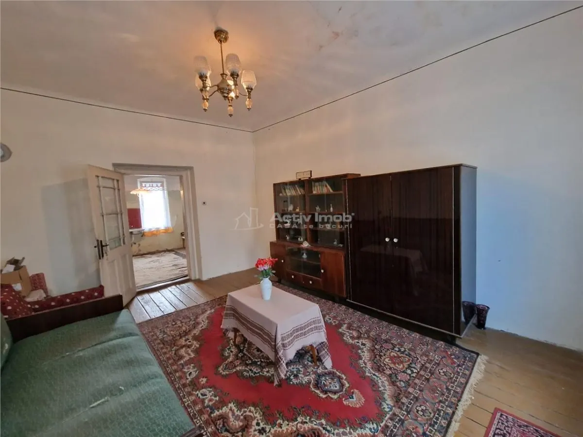 Resita Casa 10 Camere Zona Muncitoresc - foto 6