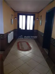 Elegant Boyar-Style Townhouse Comprising 7 Apartments - Craiova
