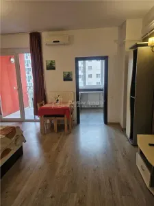 Apartamento de 1 Dormitorio, Ared Uta - Arad