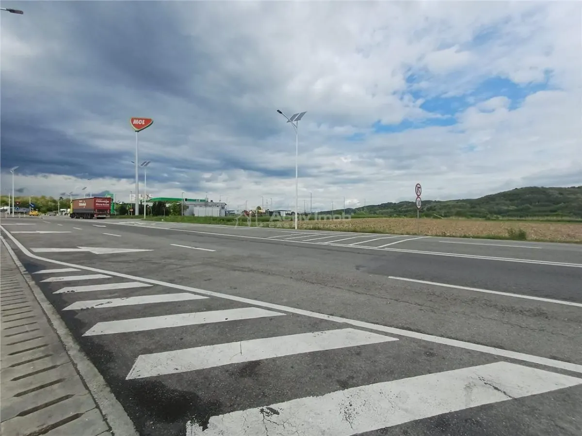 Teren de vanzare la 50 m de sensul Giratoriu Vestem - foto 1