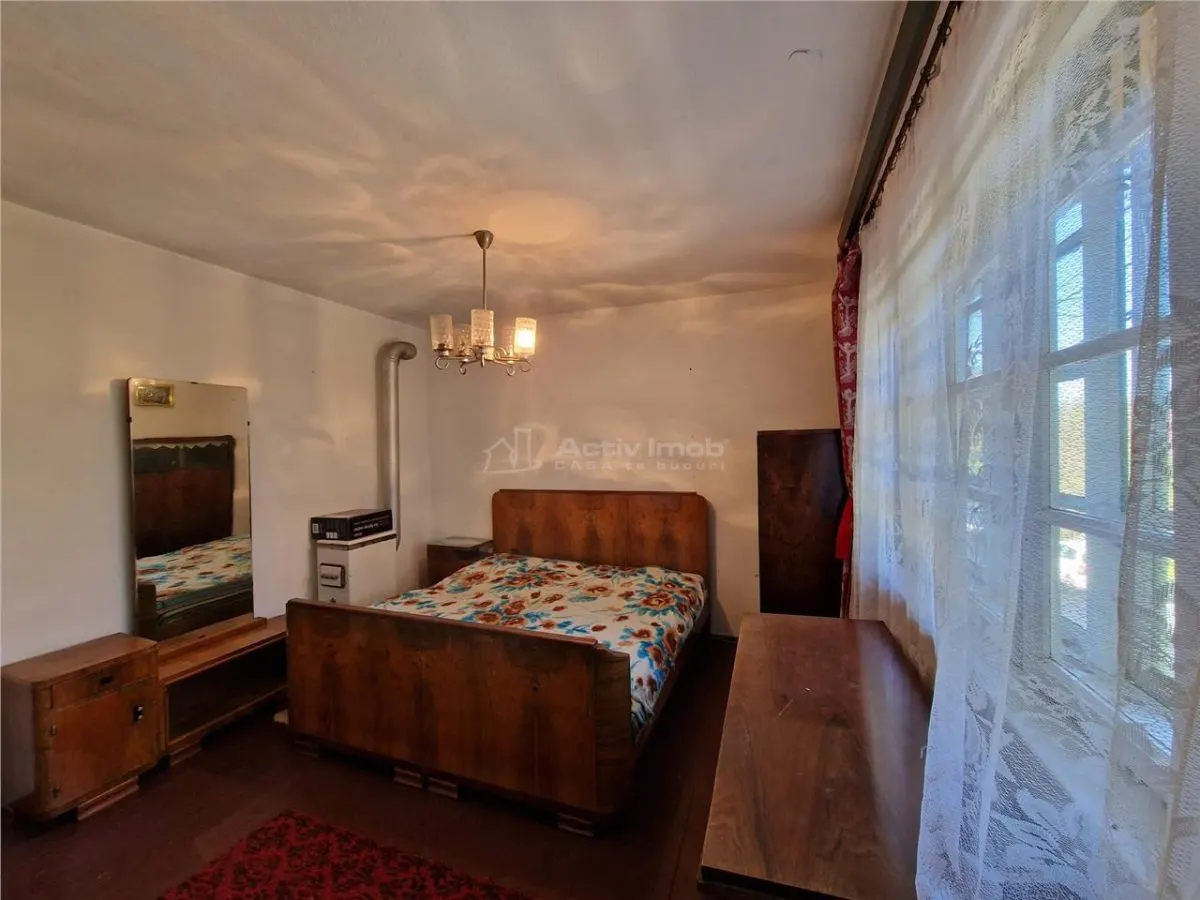 Resita Casa 5 Cam D-P-Etj.1 si Curte - foto 2