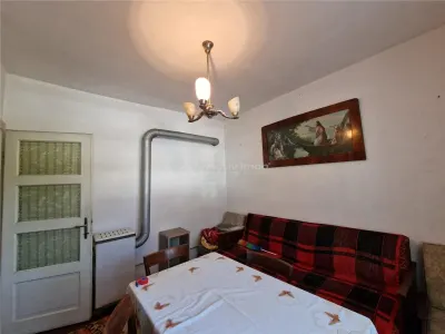 Resita Casa 5 Cam D-P-Etj.1 si Curte - foto 14