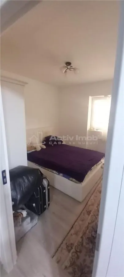 Apartamento de Dos Dormitorios en Venta, Bloque Romarta, Targoviste - foto 1