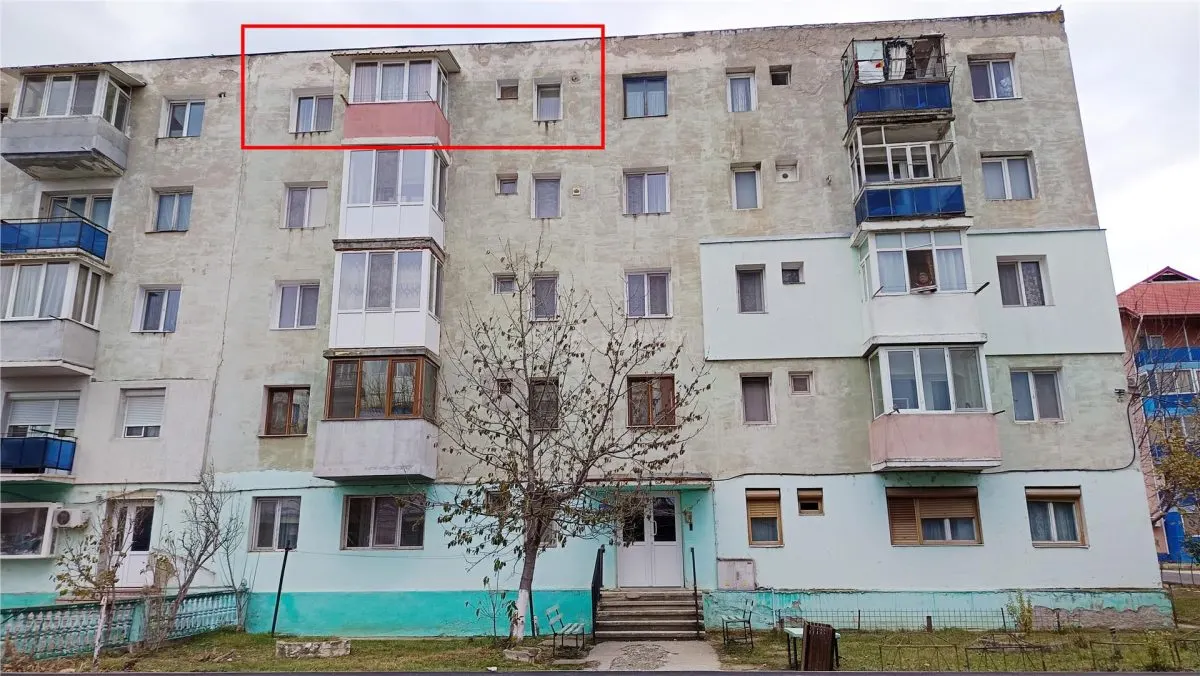 Moldova Noua, Apartament 2 Cam. Semidecomandat - foto 15