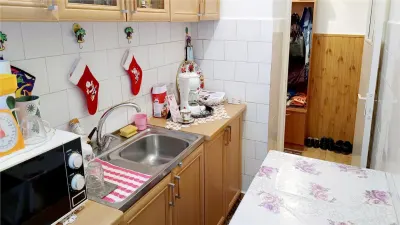 Moldova Noua, Apartament 2 Cam. Semidecomandat - foto 5