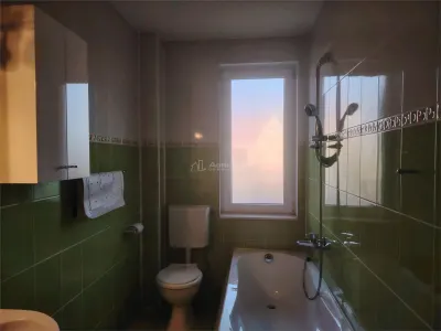 Casa situata in cartierul rezidential Irish Town, se vinde mobilata si utilata modern - foto 11