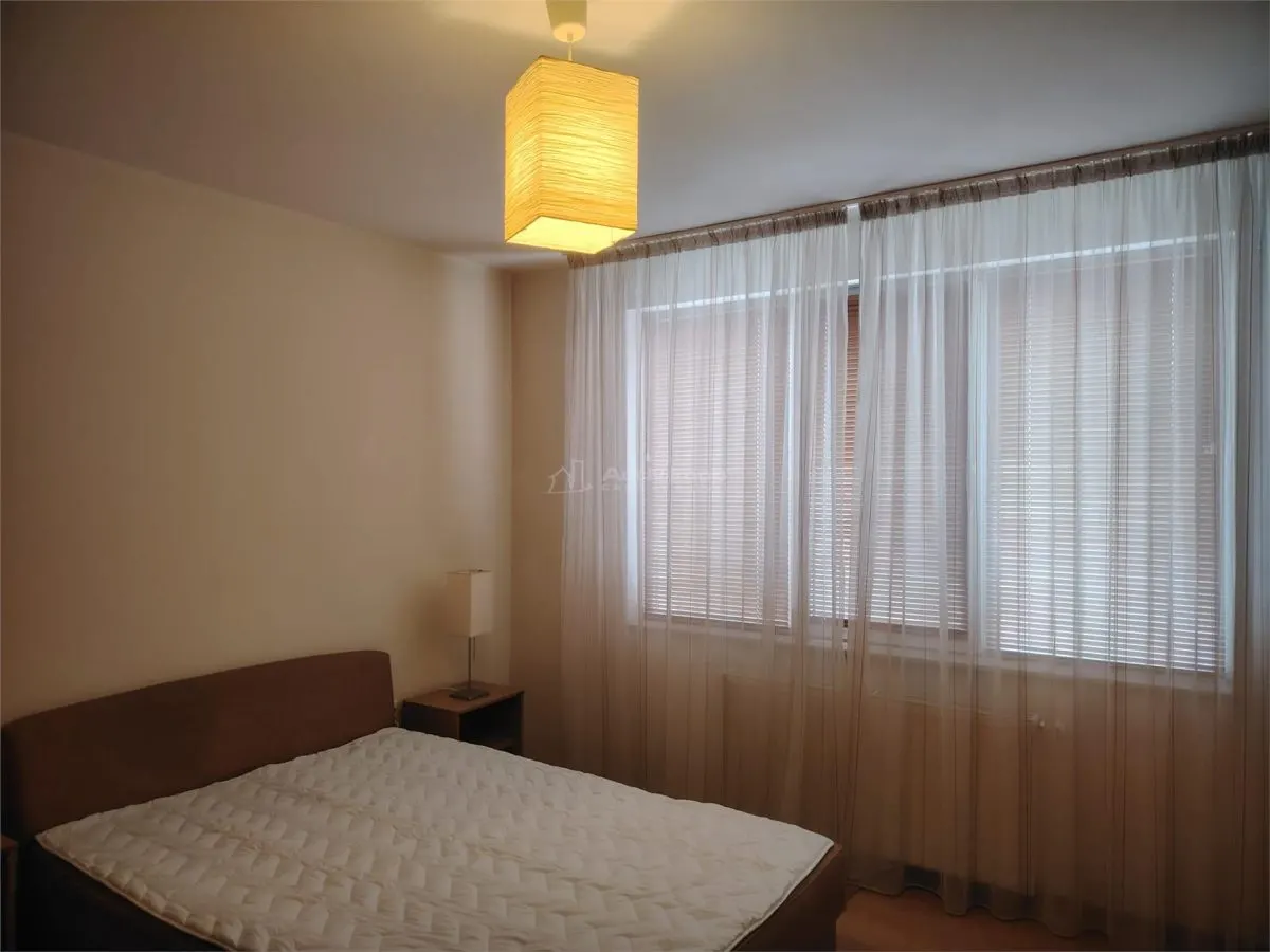 Casa situata in cartierul rezidential Irish Town, se vinde mobilata si utilata modern - foto 4