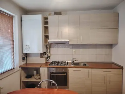 Casa situata in cartierul rezidential Irish Town, se vinde mobilata si utilata modern - foto 6