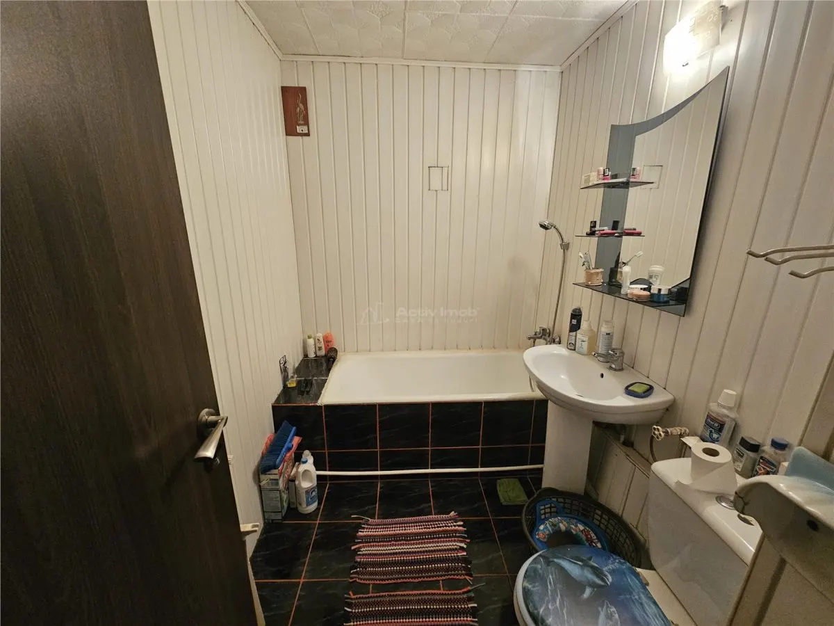 Resita, Appartement 2 Chambres, Meublé et Équipé, Micro 3 - foto 8