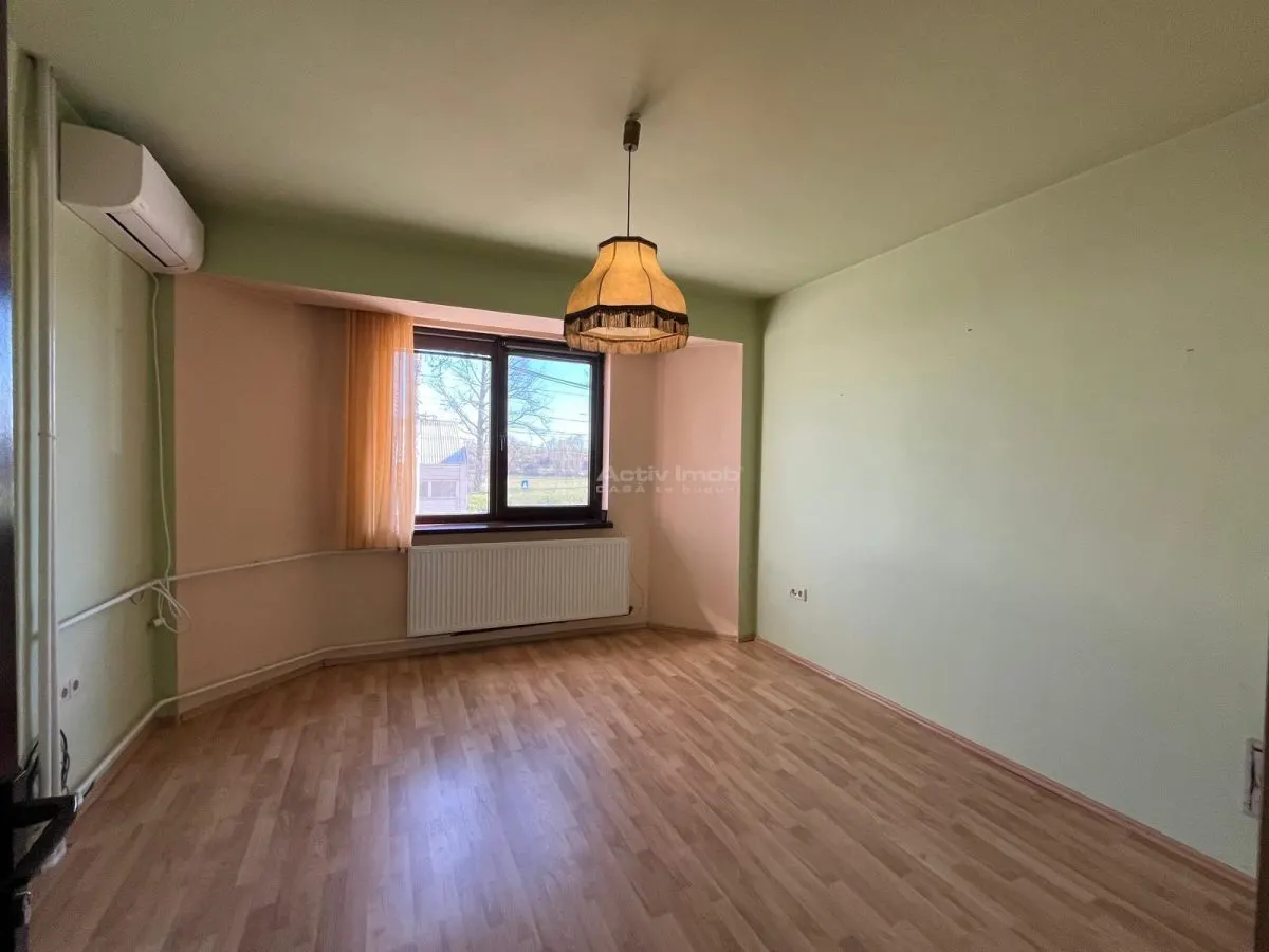 Lugoj, Vila P+2E+M , 656 Mp., Construiti, Posibilitate De Investitie, Zona 0 - foto 13