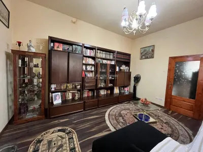 Lugoj, Casa 6 Cam., Teren 511 Mp., Str. Oituz. nr.1 - foto 4