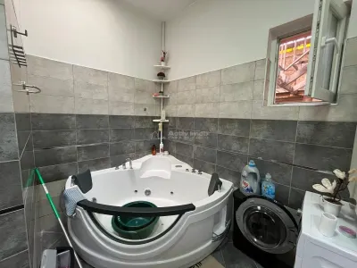 Lugoj, Casa 6 Cam., Teren 511 Mp., Str. Oituz. nr.1 - foto 10