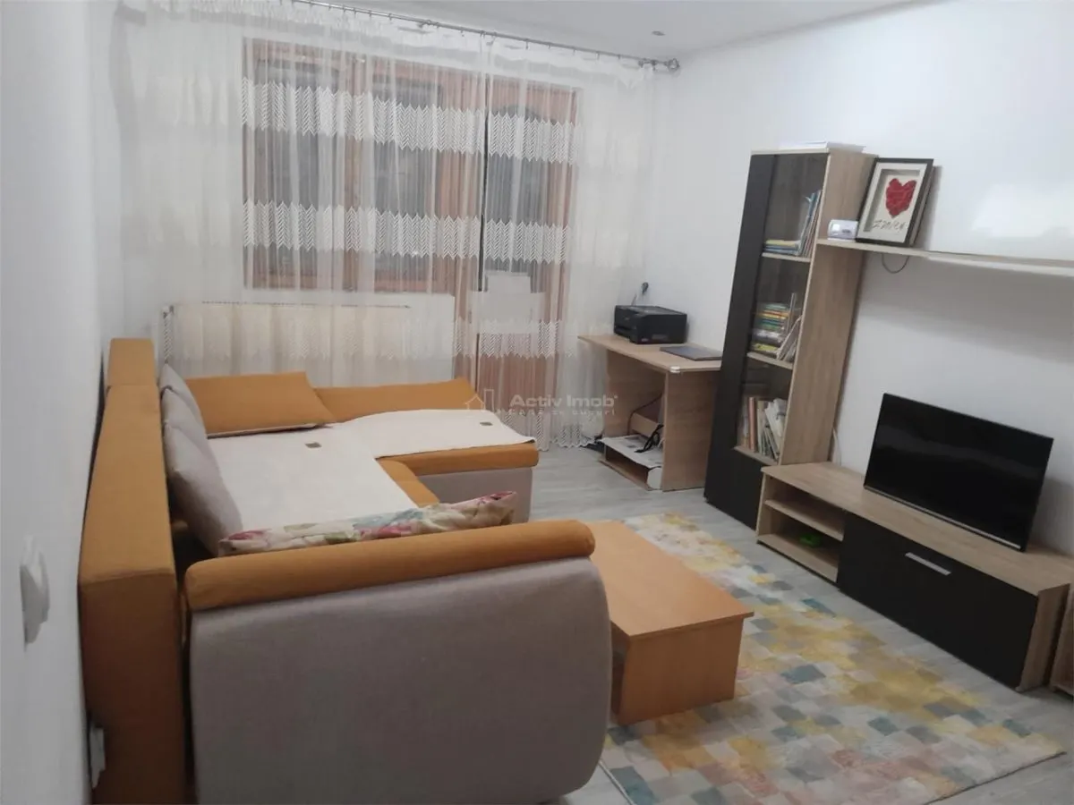 Oferta Apartament 3 camere de vanzare micro 6 - foto 5