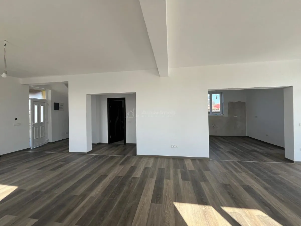 Olosag, Vila P+1E, 194 Mp., Compartimentare Moderna - foto 12