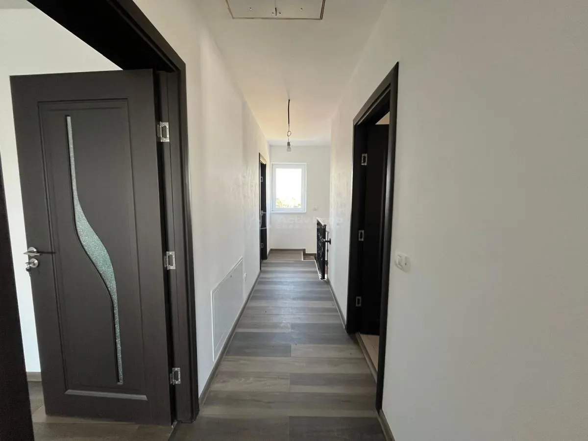 Olosag, Vila P+1E, 194 Mp., Compartimentare Moderna - foto 23